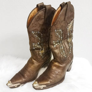 Crystal Daisy Dukes leather boots